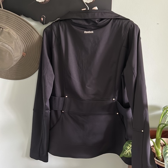 Reebok running jacket - Picture 4 of 10